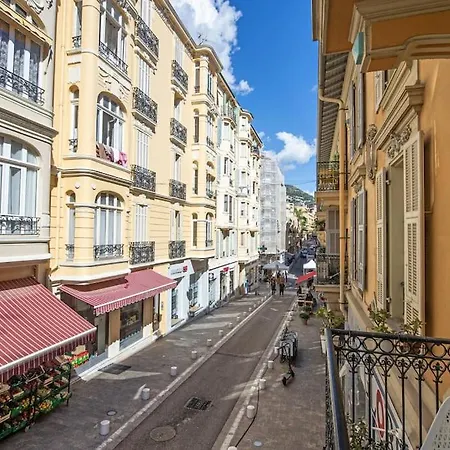 Appartement Belle époque Beausoleil